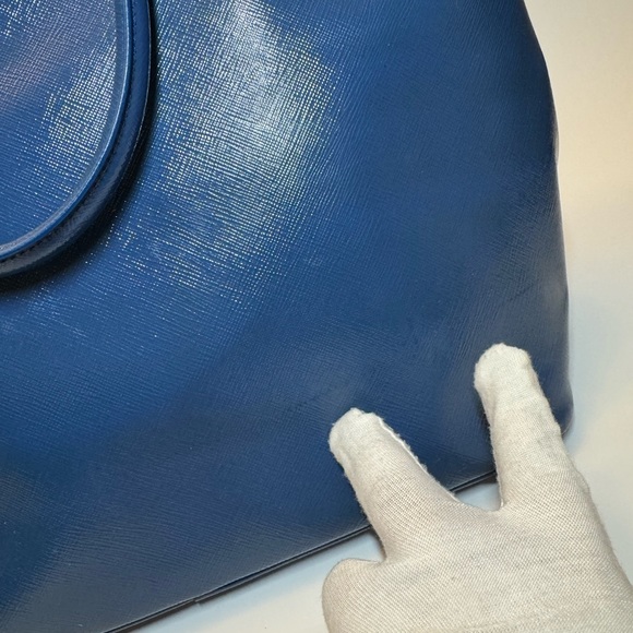 PRADA SAFFIANO LEATHER TOTE BAG WITH STRAP (LARGE) - Picture 13 of 16